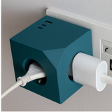 Regleta de enchufe múltiple tipo cubo,  3680W  2 puertos USB-C, USB-A, 3 tomas Schuko, verde.